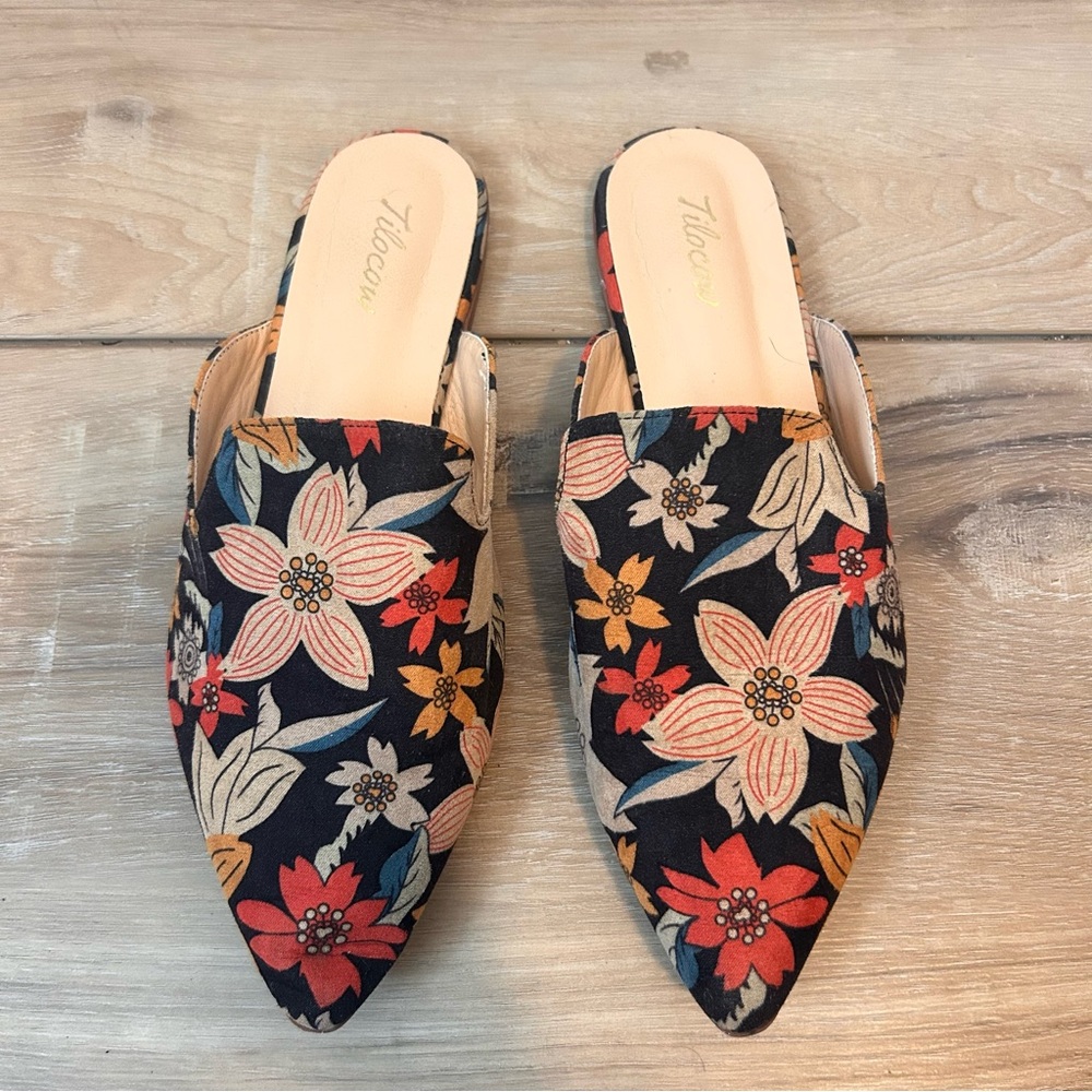 Tilocow Size 9 Women’s Floral Printed Pointed Toe Slip On Mules Flats